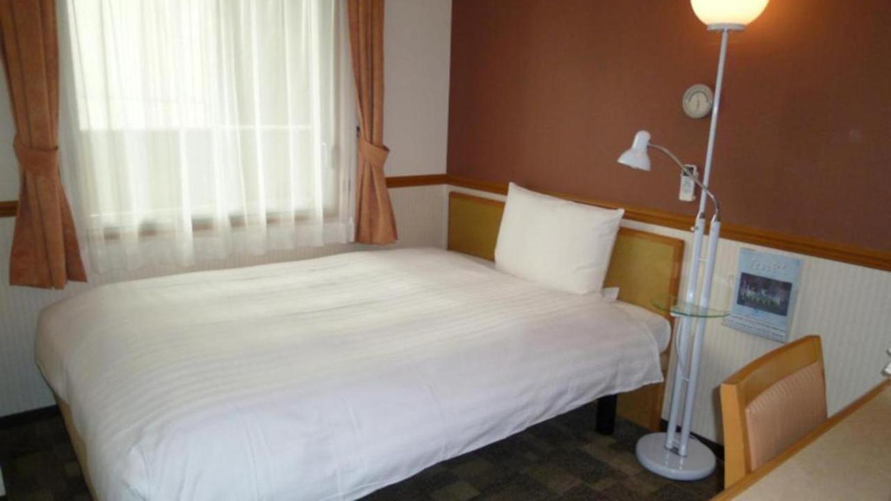Toyoko Inn Kobe Sannomiya No.2 Exterior foto
