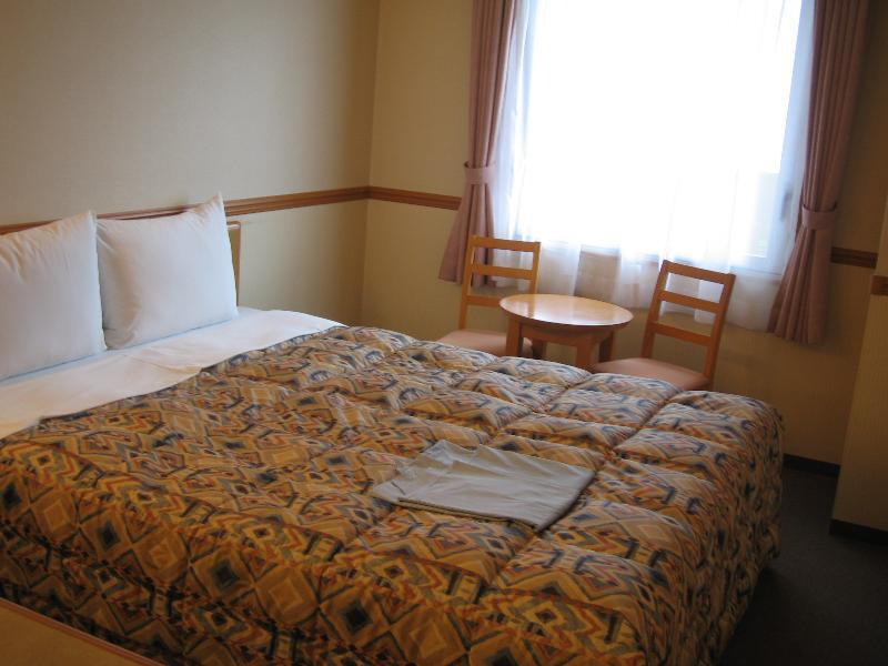 Toyoko Inn Kobe Sannomiya No.2 Exterior foto